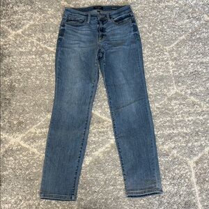 Judy Blue Light Blue Boyfriend Fit Jeans